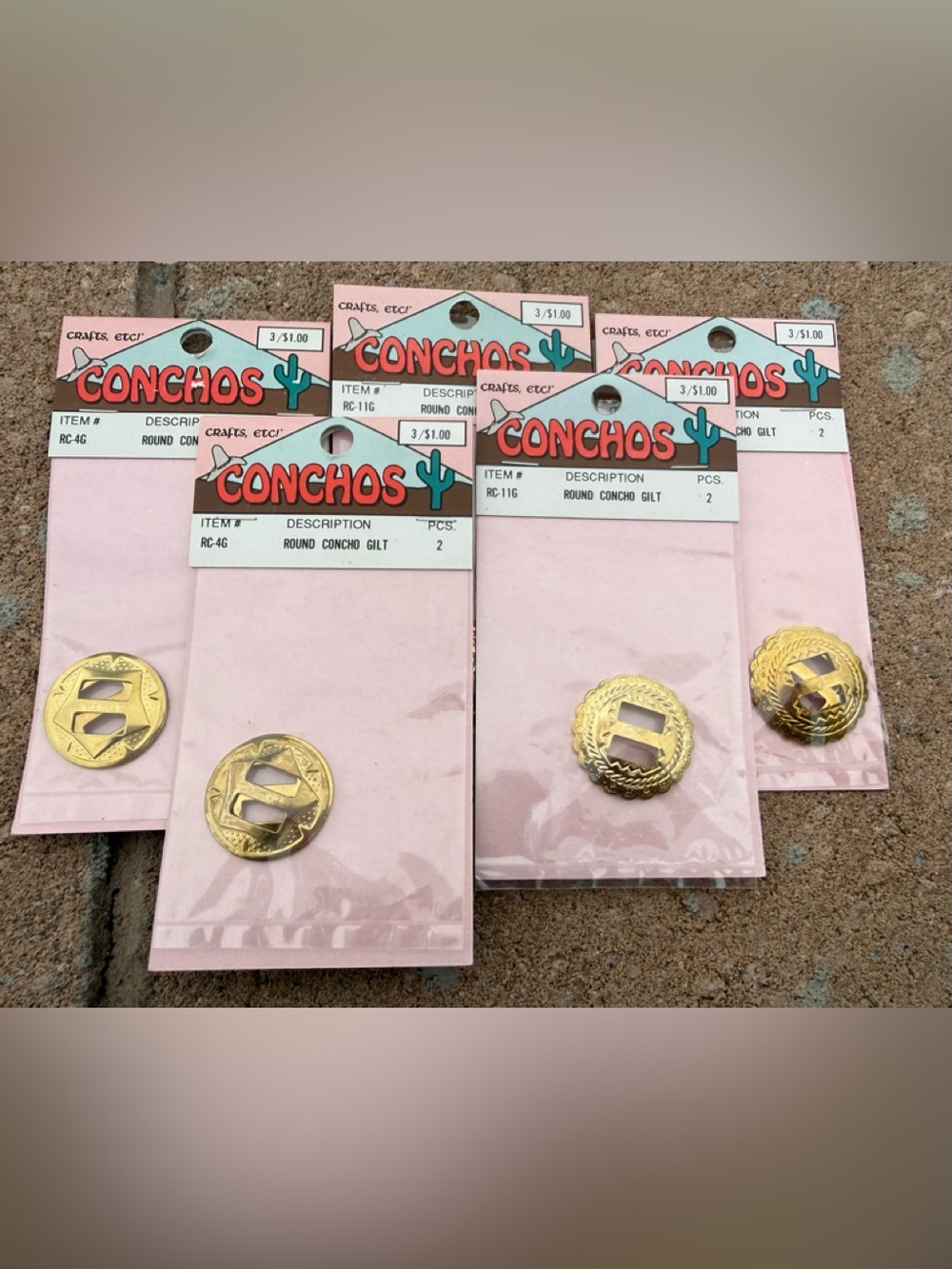 Round Concho Gilt Craft Embellishments — Lot of 5 Packages